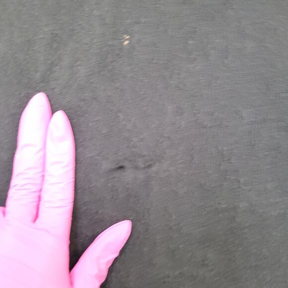 Middle-Finger Salute Shirt XL/2XL 24x30 Black Faded - Picture 7 of 16